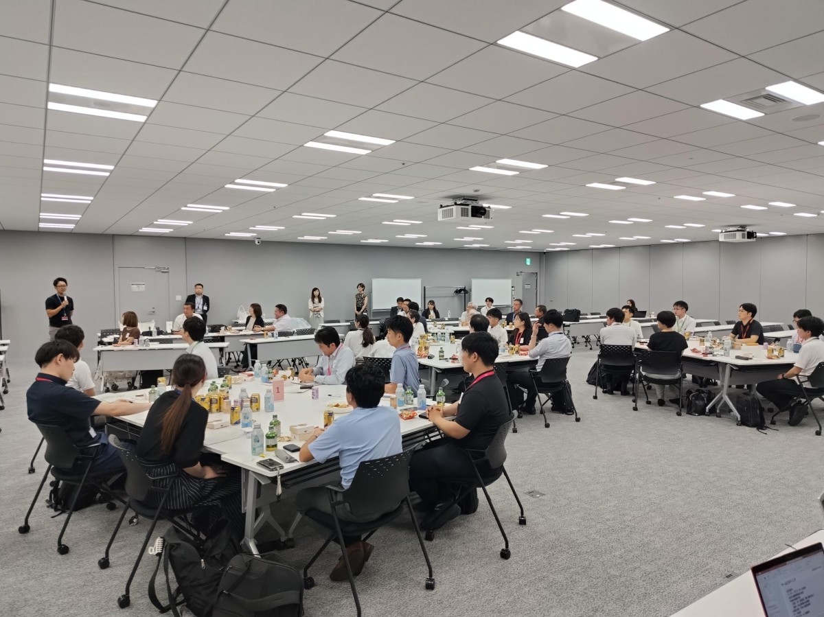 ICTリーダー研究会・討議の様子